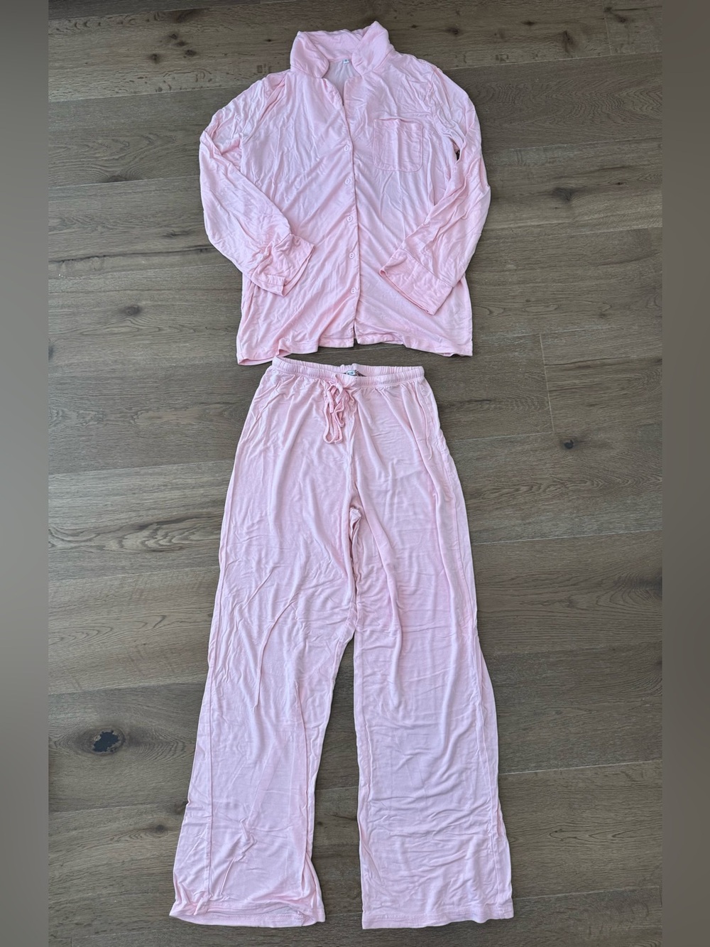 Light Pink Women's Two-Piece Pajama Set - Classic Button Top & Drawstring Pants